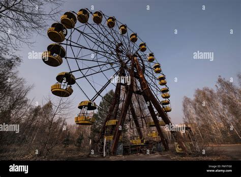 Ferris Wheel in abandoned amusement park in Pripyat, Chernobyl scene of ...