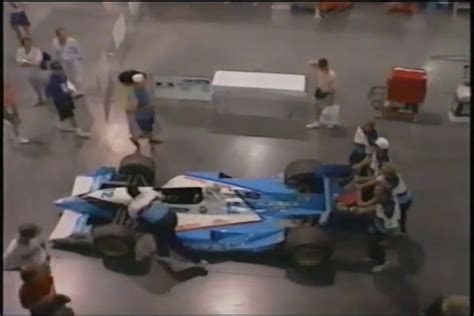 Mighty Machines: At The Race Track (Original Version) - video Dailymotion