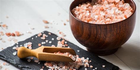 Himalayan Salt Neti Pot Benefits and Uses - Standard Salts