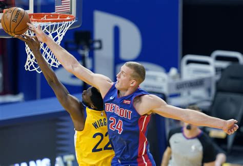 Detroit Pistons: 5 reasons the NBA should look at Mason Plumlee to start