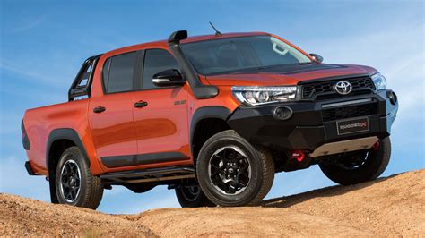 2018 Toyota Hilux facelift - OZ gets 3 hardcore models