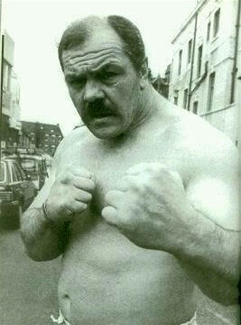 Lenny Mclean "The Guvnor" | Lenny mclean, Bare knuckle boxing, Mclean