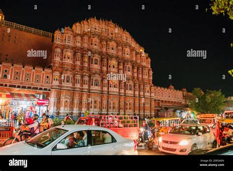 Night view of the Hawa Mahal, Jaipur Stock Photo - Alamy