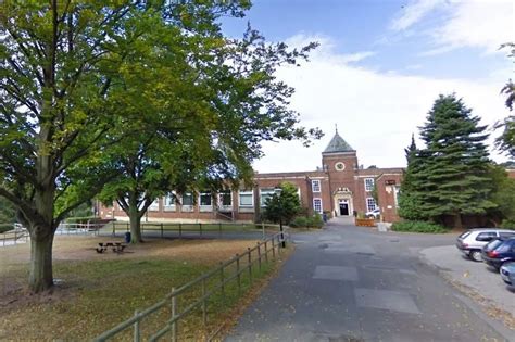 Wolverley Secondary School near Kidderminster shuts as leadership team member has Covid-19 ...