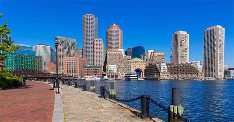 Boston, Massachusetts Scenic Boston & Harbor Cruise Excursion ...