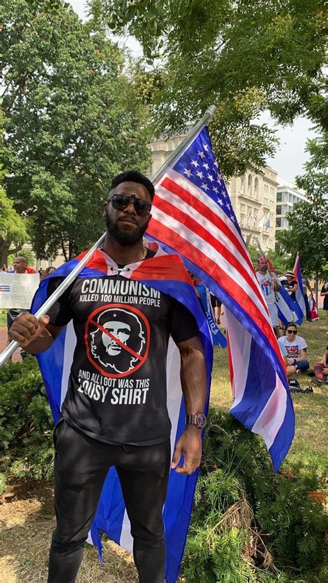 Cuban American protestor outside the White House : r/AntiComAction