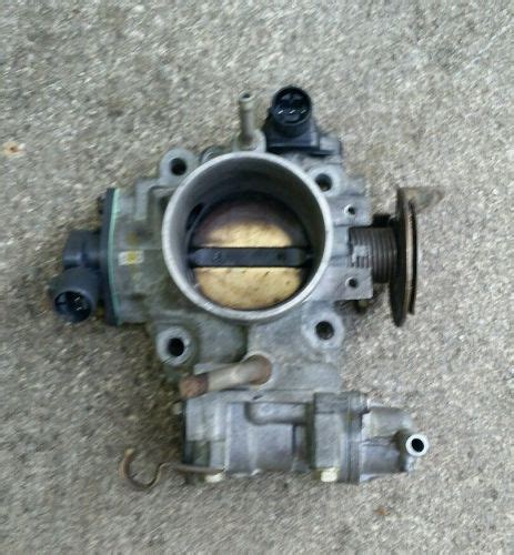 Find Honda Civic EX (1992-1995) D16Z6 Throttle Body OEM W/ MAP TPS FITV ...