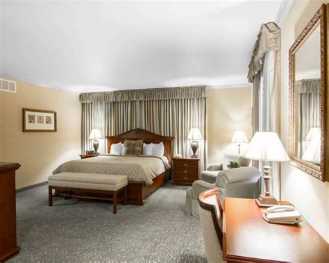 Liberty Hotel Cleburne - Texas Day Use Rooms | Hotels By Day