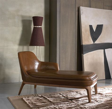 LUXURIOUS LEATHER CHAISE LONGUES | TAYLOR LLORENTE FURNITURE