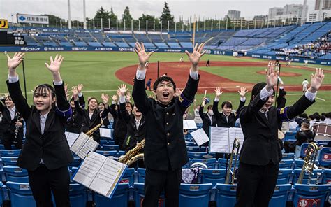 Japan’s macho cheerleaders fight to save a tradition | FMT