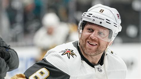 Phil Kessel sets record for consecutive NHL games played