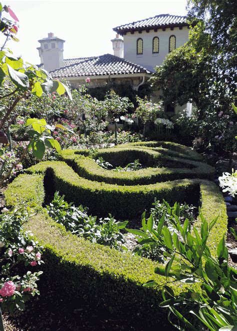 Eden By The Bay: Hearst Castle Gardens