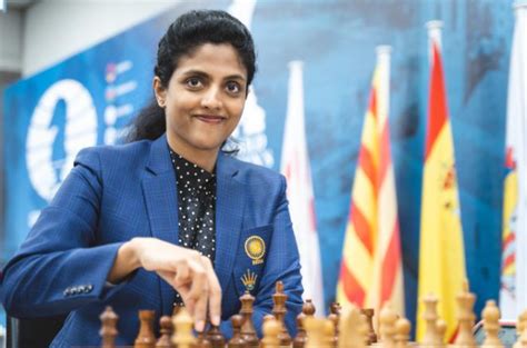 15 Women Chess Grandmasters You Must Know - EnthuZiastic