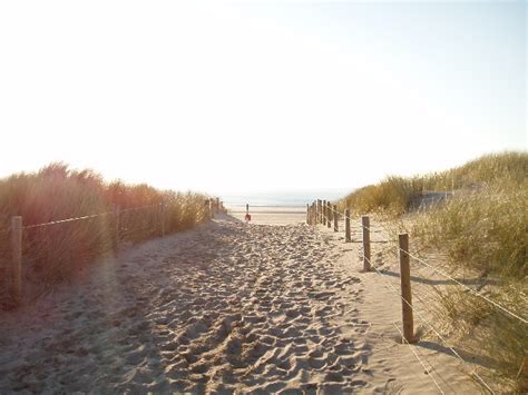 Harlech Beach - Gwynedd | UK Beach Guide