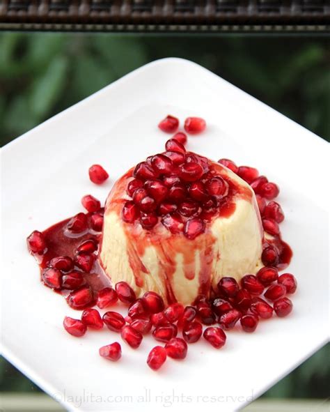 Honey mousse with pomegranate - Laylita's Recipes