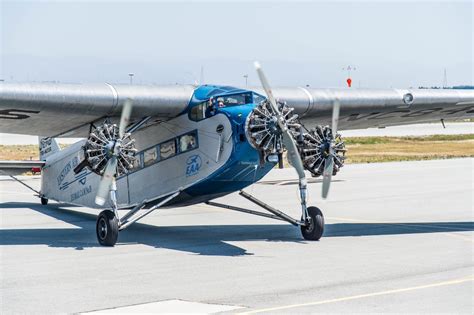 Ford Trimotor: When Henry Ford Became an Aviation Pioneer ...