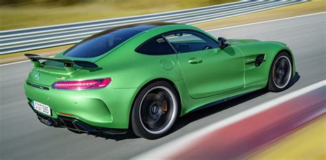 Mercedes-AMG GT R revealed – 577 hp and 699 Nm Der neue Mercedes-AMG GT R: Entwickelt in der ...