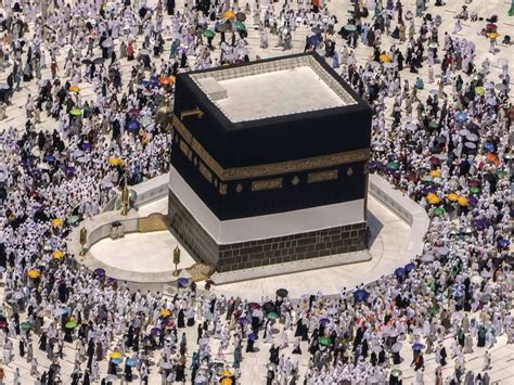 Saudi Arabia says the hajj pilgrimage will return to pre-COVID levels : NPR