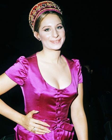 40 Beautiful Color Photos of a Young Barbra Streisand in the 1960s and ...