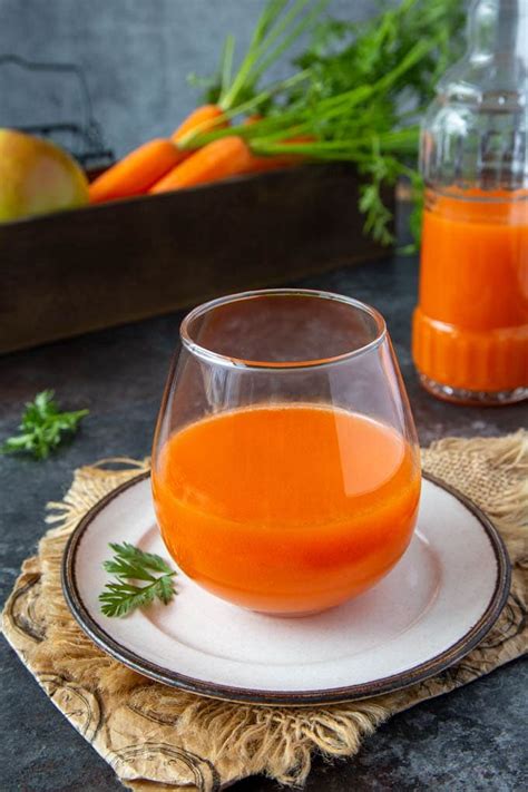 "Immune Booster" Carrot Apple Juice - Simple Healthy Kitchen