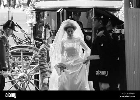 Royalty - Princess Anne and Captain Mark Phillips Wedding - London Stock Photo: 111213812 - Alamy