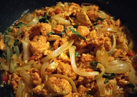 Spicy sauté chicken Recipe by Fero Yesilia - Cookpad