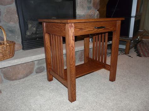 Tom's Mission Style End Table - The Wood Whisperer