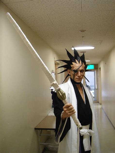 Suzuki Shougo as Zaraki Kenpachi | Bleach Rock Musical The Dark of The Bleeding Moon | Bleach ...