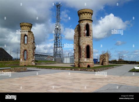 Dungannon castle hi-res stock photography and images - Alamy