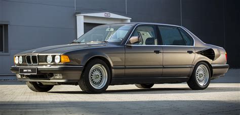 The 6.7L E32 BMW Goldfisch V16 : r/BMW