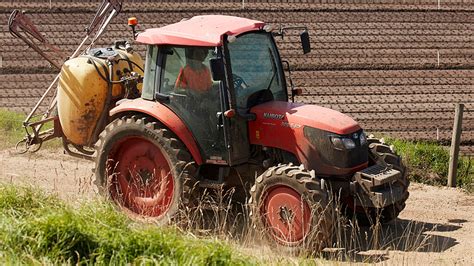 M9540 ROPS & CAB | Kubota Australia