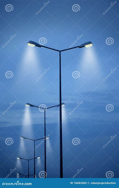 Street light stock image. Image of lamp, lighting, electric - 16682465