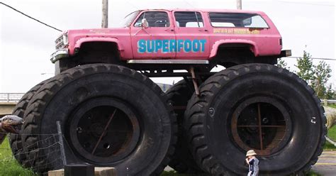 9 Photos Of Monster Trucks That Were Deserted (9 That Totally Deserved It)