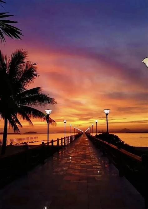 Sunset in Sanya Makes the World Romantic_Sanya Tourism Board