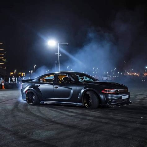 Pin by Luis Flores on Charger srt8 | Dodge charger hellcat, Dodge muscle cars, Pictures of ...