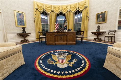 PHOTOS: President Biden's Redecorated Oval Office : President Biden ...