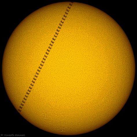 ISS Solar Transit — AAPOD2.COM