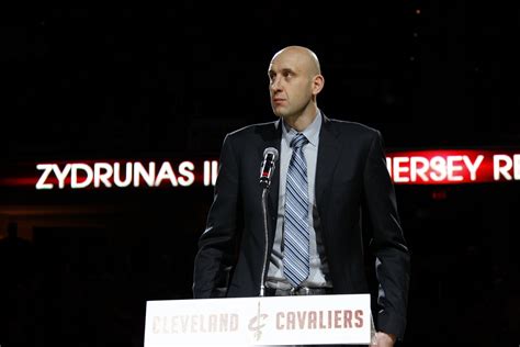 Cleveland Cavaliers star Zydrunas Ilgauskas' wife Jennifer dies at 50 ...