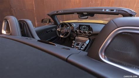 2018 Mercedes-AMG GT C Roadster - Interior, Detail | Caricos