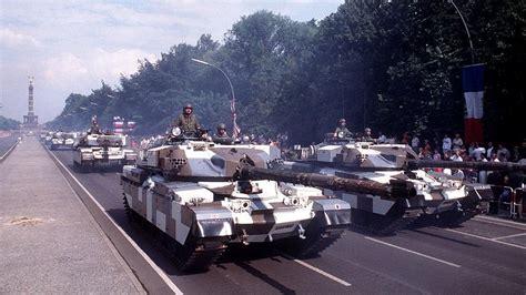 Ukraine Could Get 60-Year-Old Ex-British Chieftain Tanks