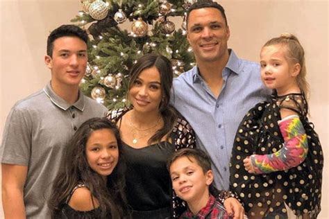 Tony Gonzalez Children: Meet Nikko Gonzalez, Malia Gonzalez, River ...