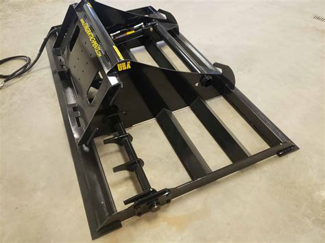 Skid Steer Land Plane Attachment | Stinger Attachments