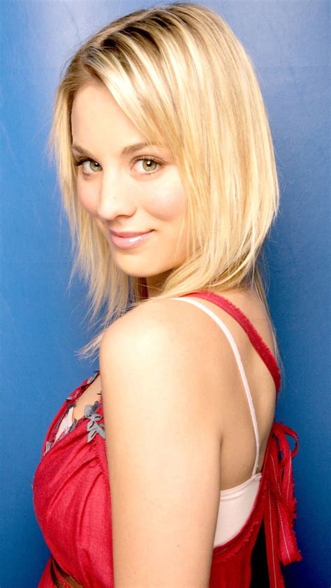 Celebrity Kaley Cuoco - Mobile Abyss