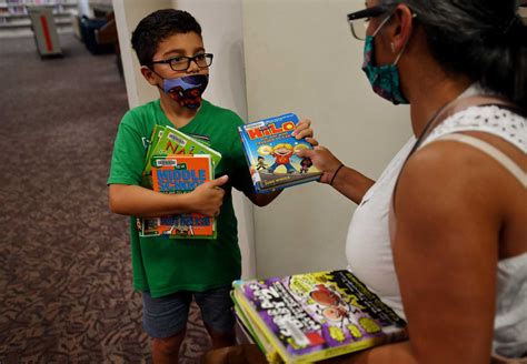 Trumbull library adjusts as readers’ habits change amid pandemic