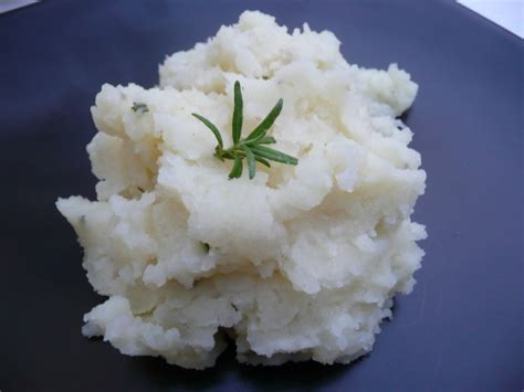 Rosemary Mashed Potatoes Recipe - Genius Kitchen