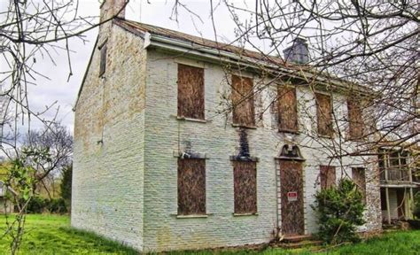 The 20 Oldest Homes in the United States