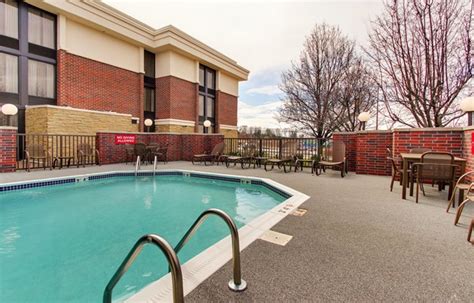 Drury Inn & Suites Poplar Bluff - Drury Hotels