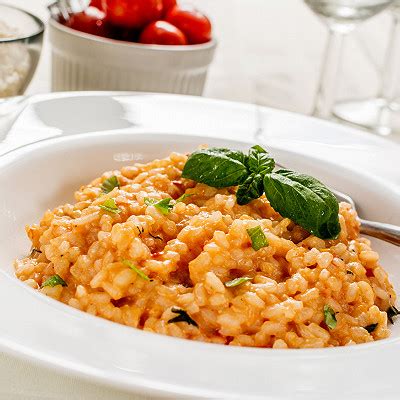 Recette Riz à la tomate facile (facile)