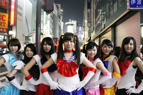 Halloween costumes take over Shibuya: Crowds go cosplay wild for ...