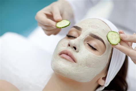 3 DIY Healing Cucumber Facial Masks